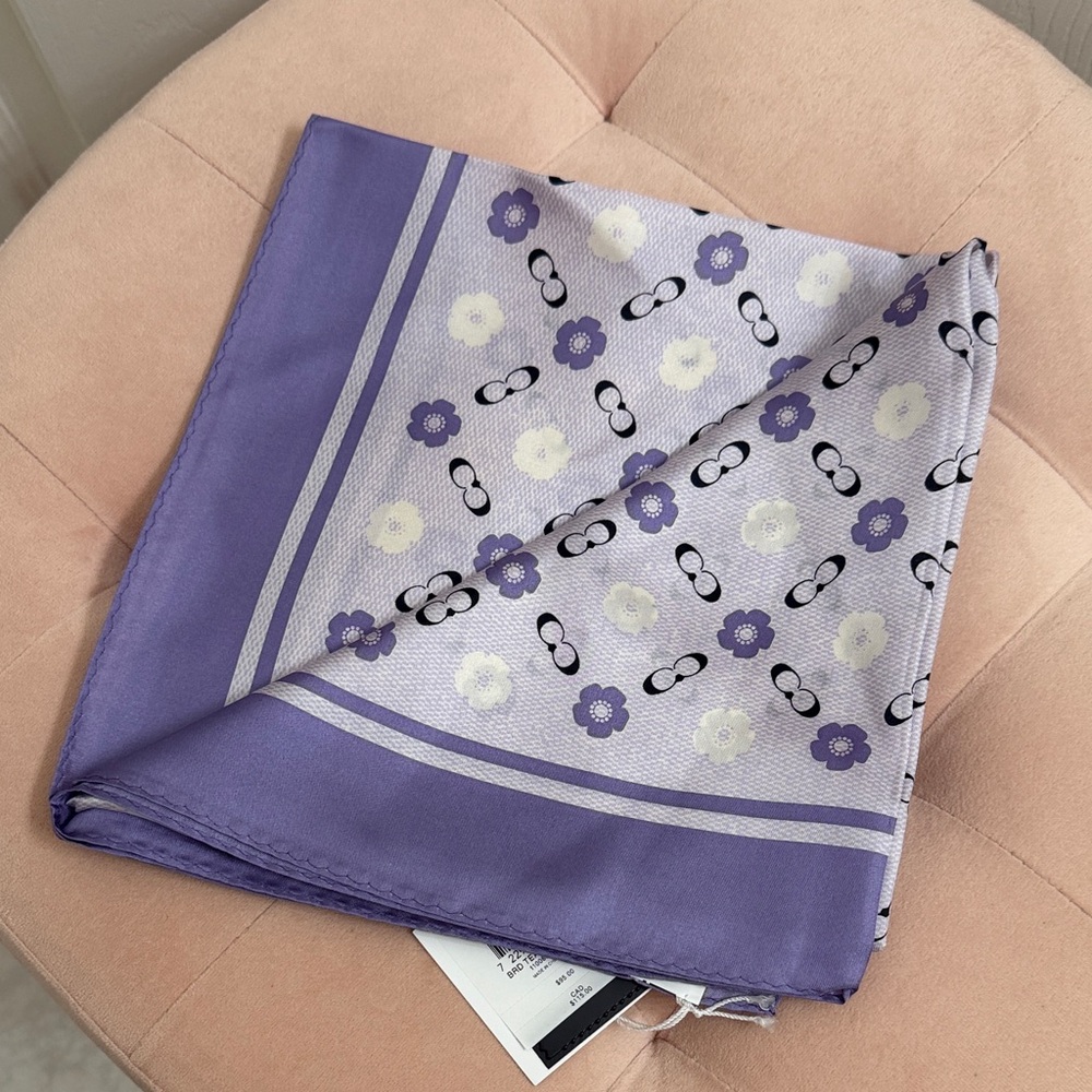Coach Light Violet Tea Rose Large Square Silk Scarf - Picture 4 of 8